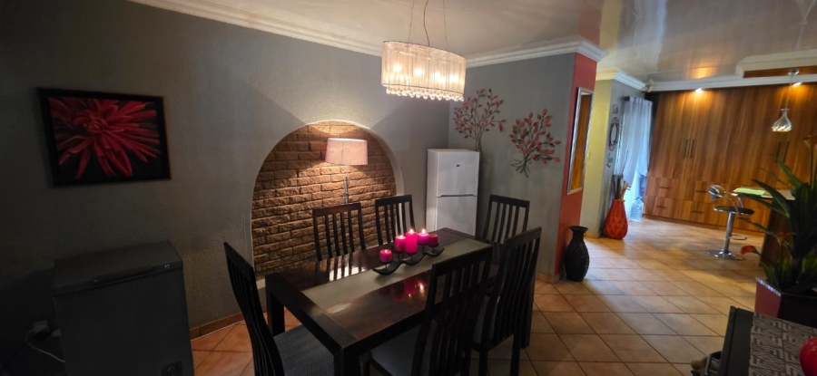 3 Bedroom Property for Sale in Flimieda North West